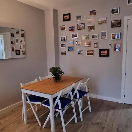 Excellent Location- Beach, Pool, Telework, 2 Bikes, Parking & Wifi Gratis At 